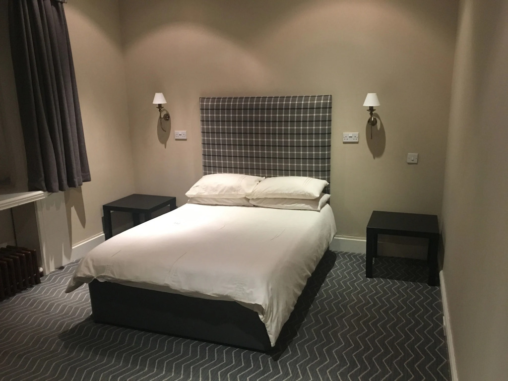 Crookston Hotel