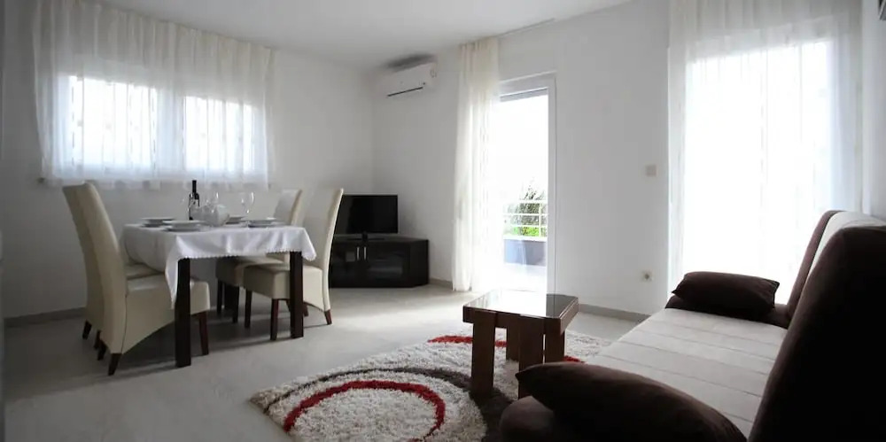 Apartments Villa Vetma