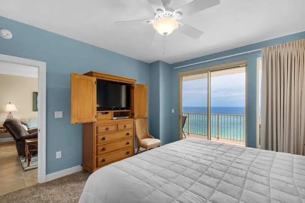 Treasure Island 605 - Two Bedroom Condo