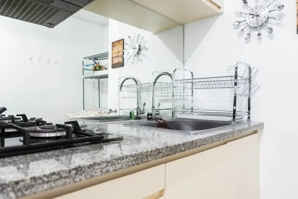 Convenient 3BR Apartment at Waterplace Residence Pakuwon Indah