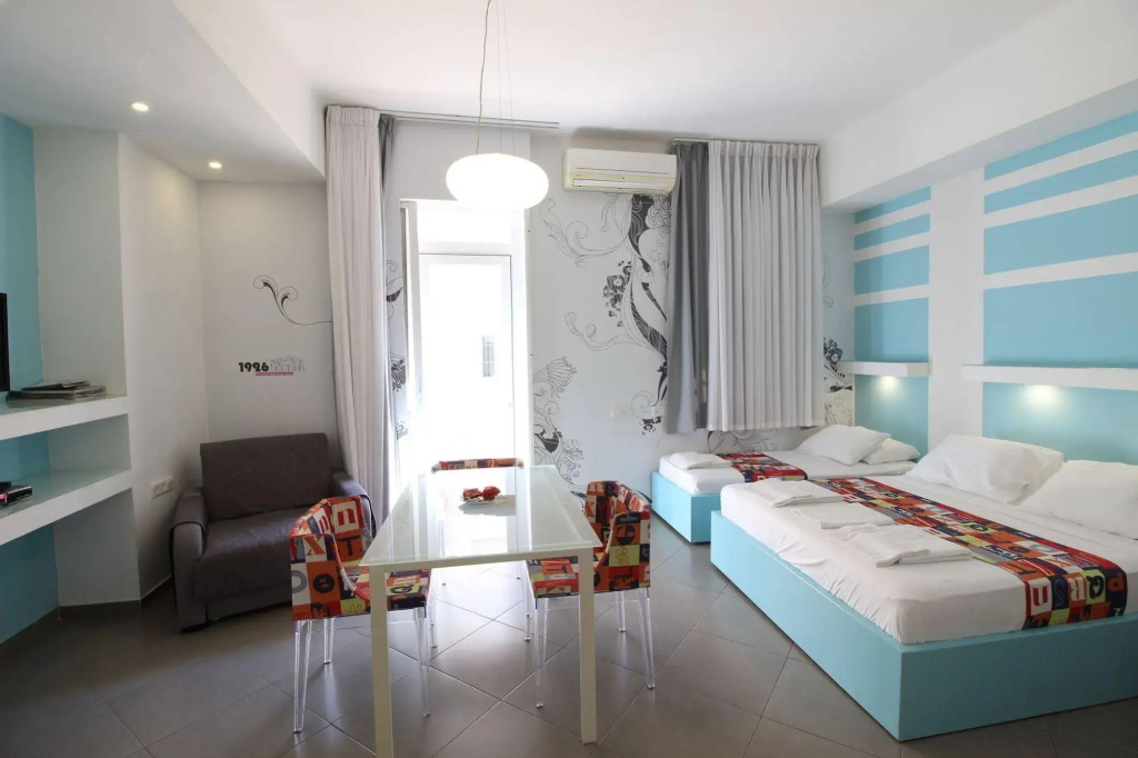 1926 Designed ApartHotel
