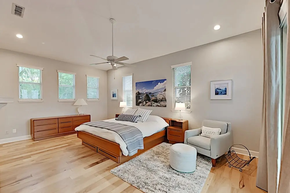 New Listing! Canalside W/ Pool, Walk To Beach 3 Bedroom Home