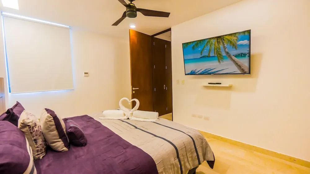 Cruz del Mar Condo