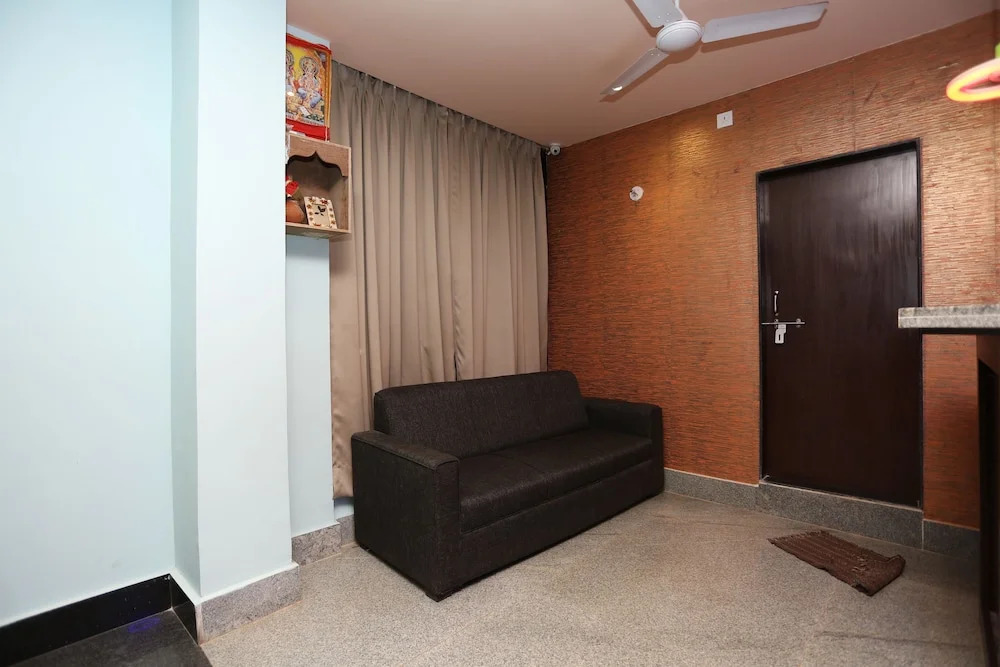 OYO 3803 Hotel Lal Quila