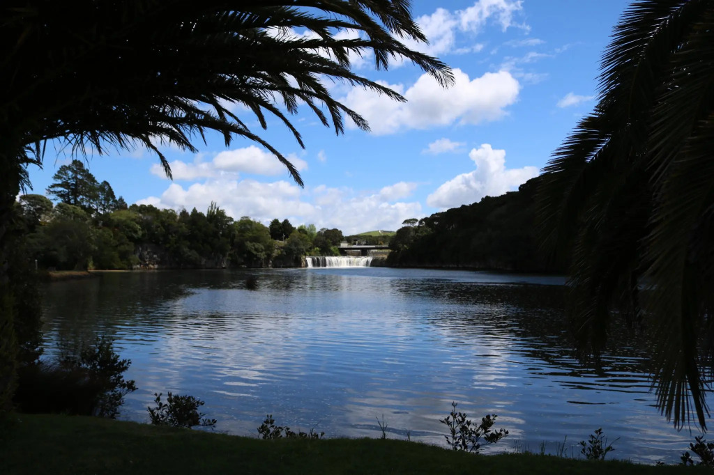 Haruru Falls Retreat