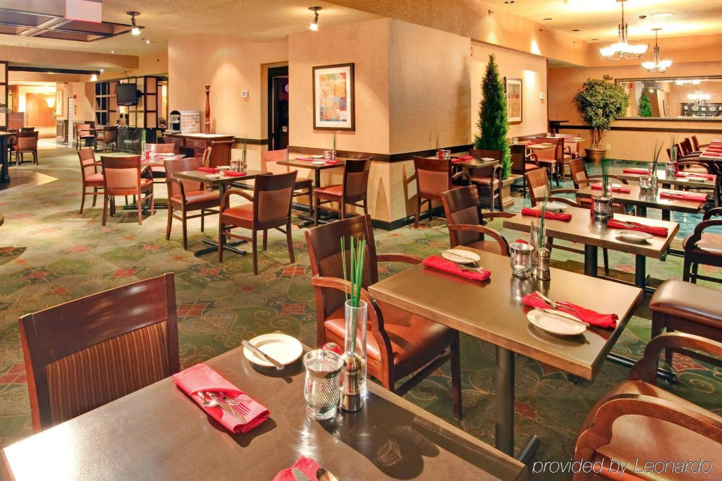 Holiday Inn Toronto International Airport by IHG