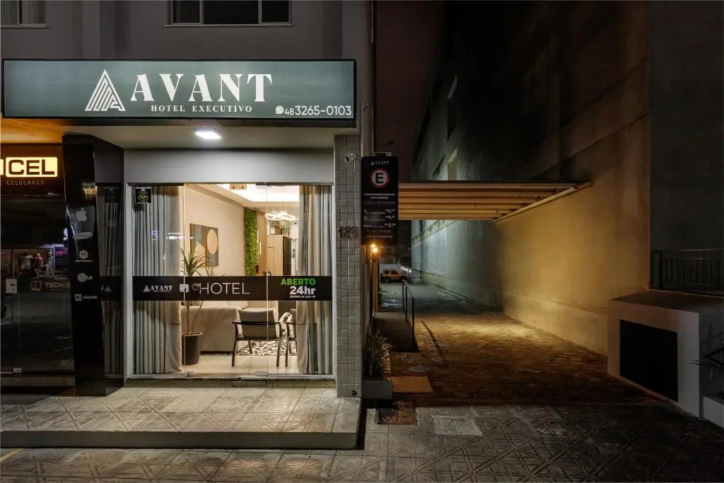 Avant Hotel - Centro da cidade - Melhor localização - 10min de Nova Trento