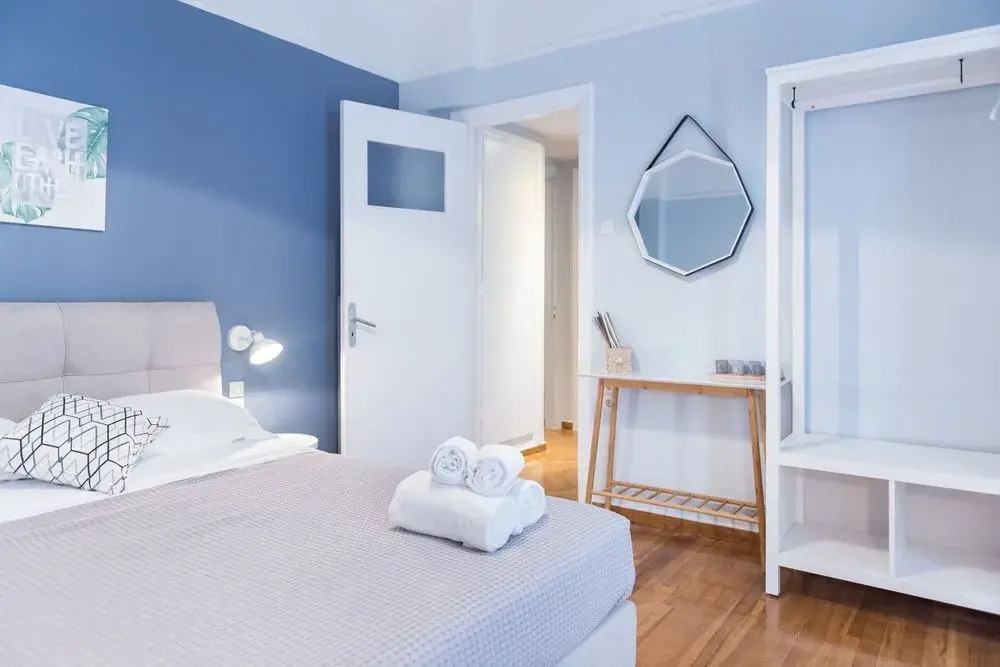 Syntagma Apartments by Livin Urbban