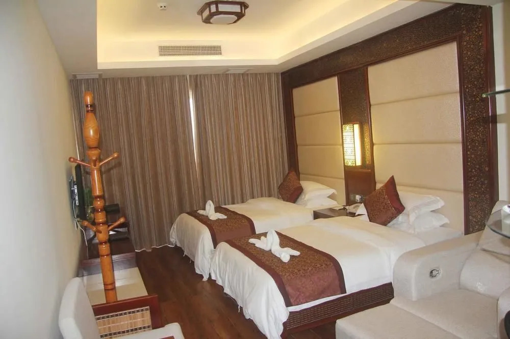 Fu'an Tailong Hotel
