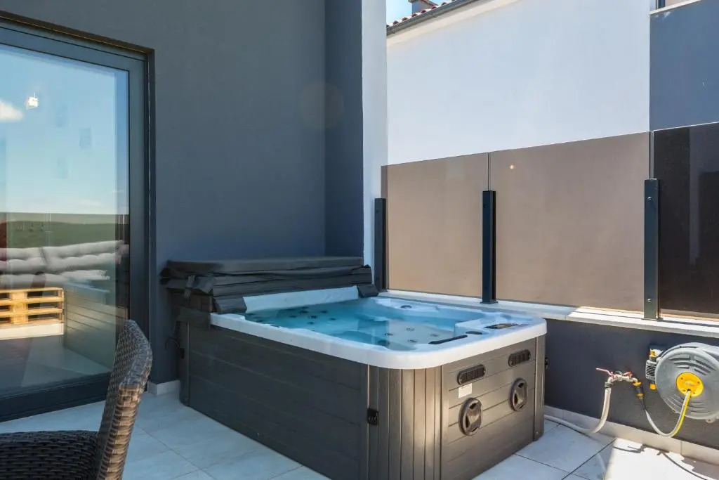 Seaside Spa & Villa
