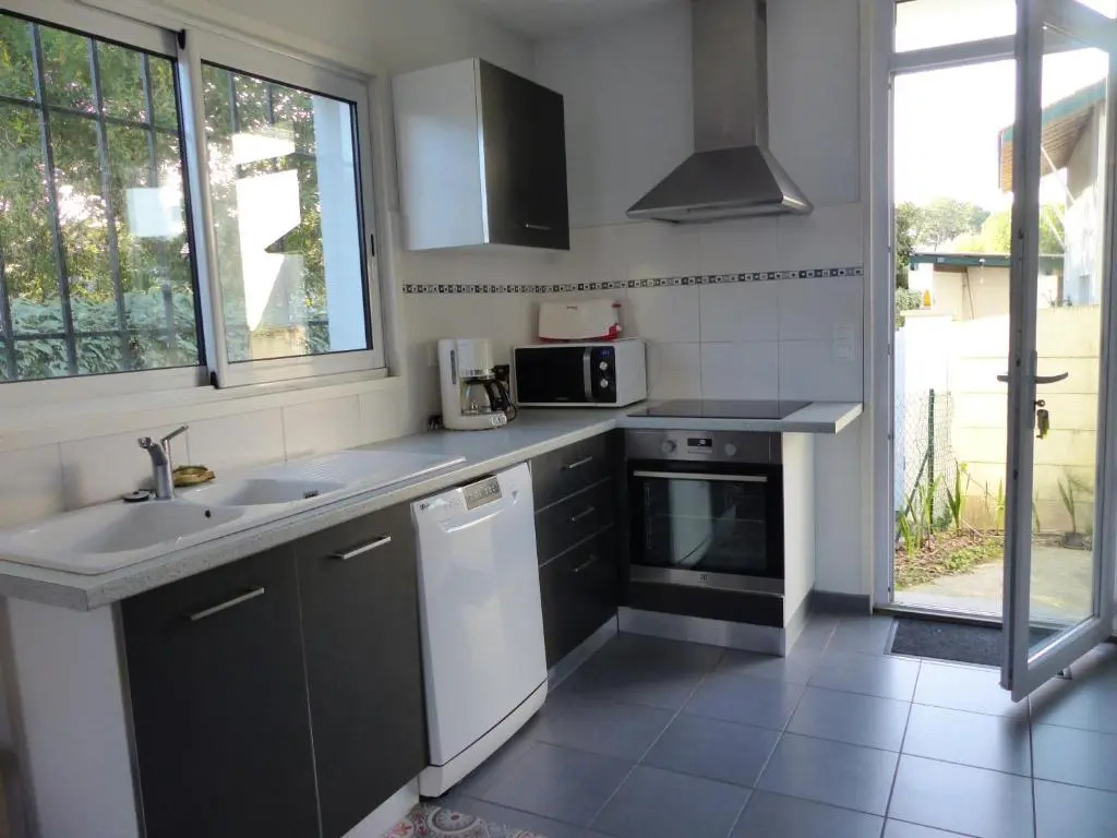 CAPBRETON -Appartement rez de jardin quartier proche centre et plages 5 pers