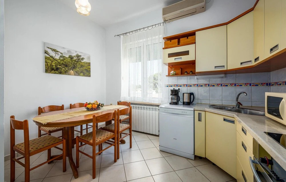 Awesome Home in Umag With Wifi and 3 Bedrooms
