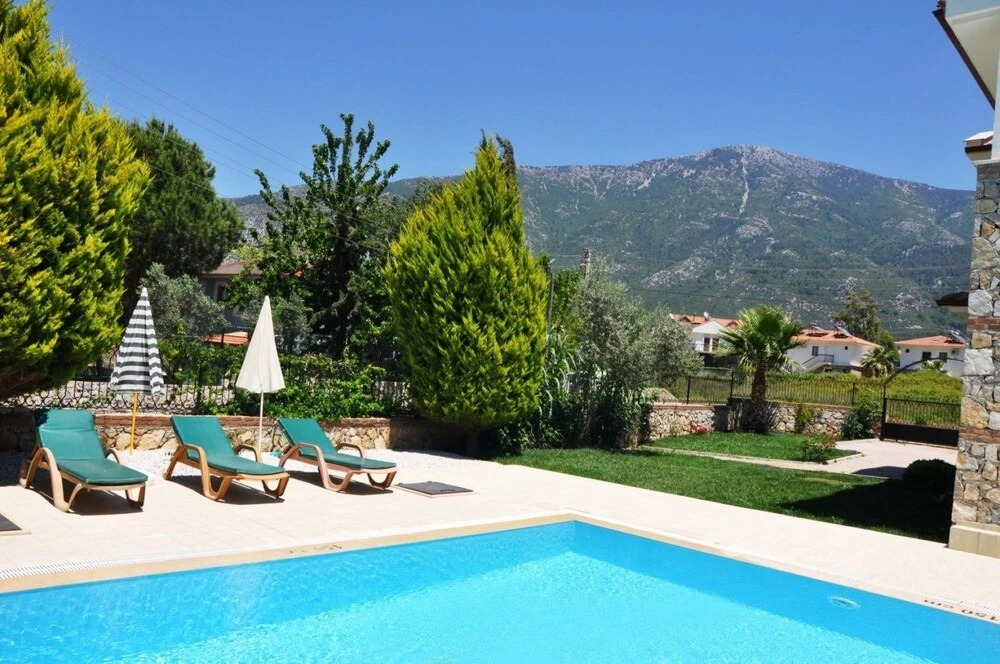 Gold Villa 6
