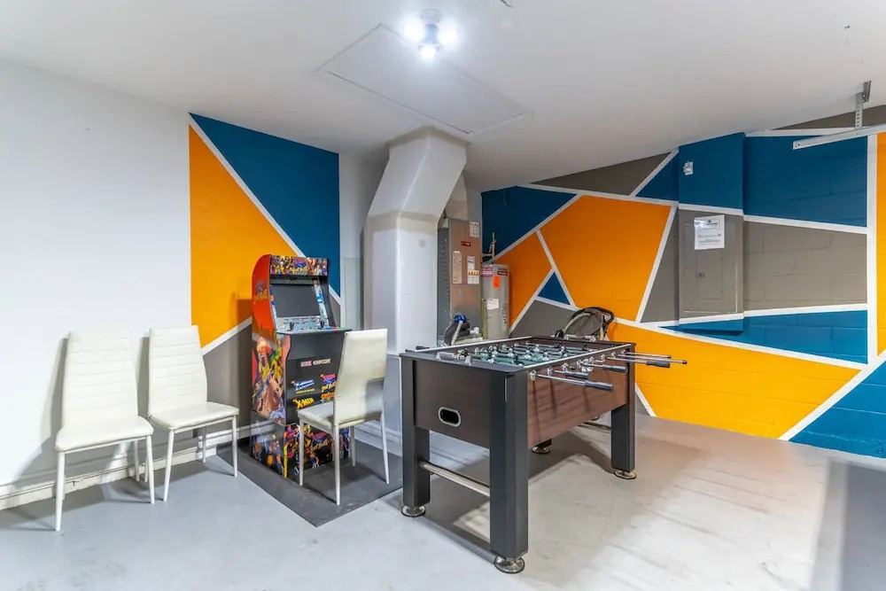 17637 Silver Creek