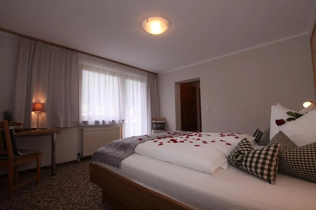 St. Lukas Apartments