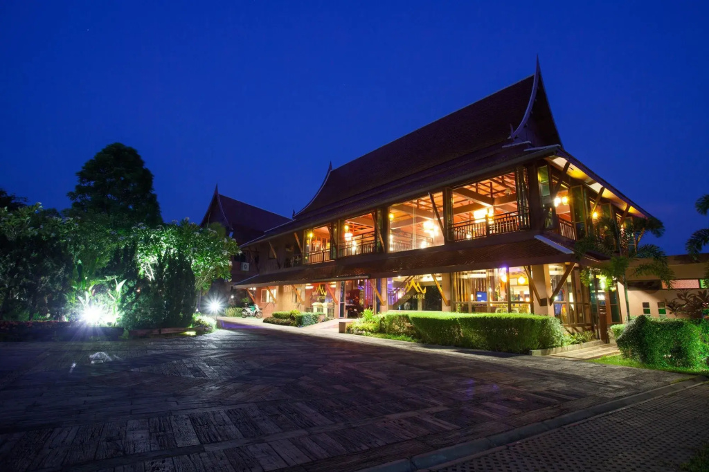 Baan Suchadaa Lampang Resort - Adults Only