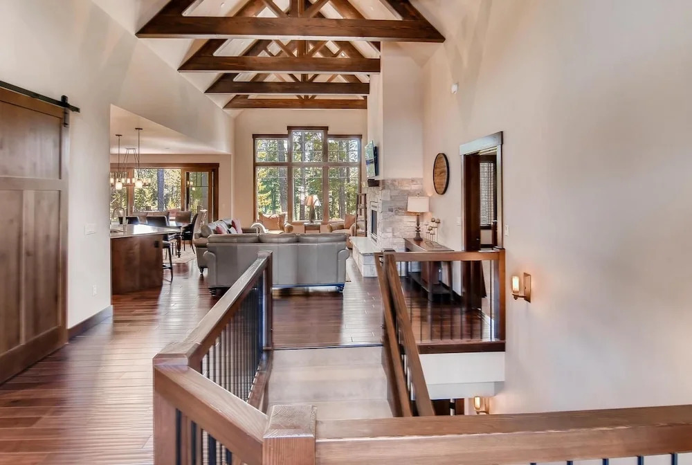 Elk Run Lodge