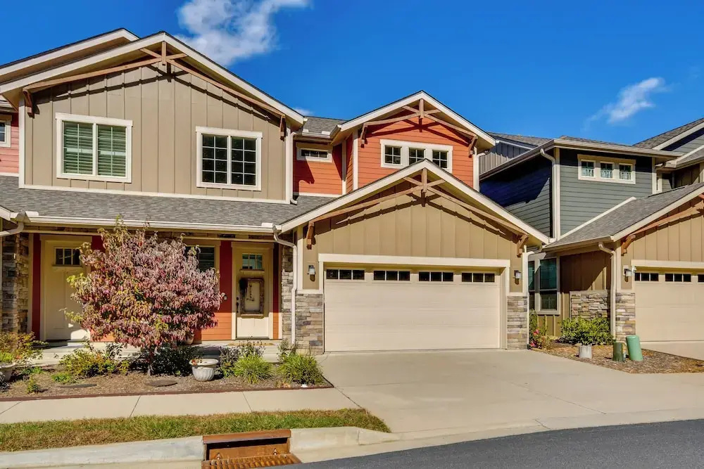 Couples Retreat Near Trails & Blue Ridge Pkwy