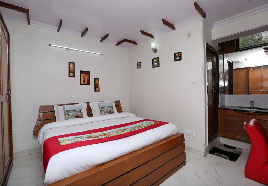 OYO 7670 Home Stay Rashik B&B