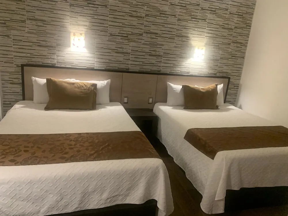 Hotel Don Carlos