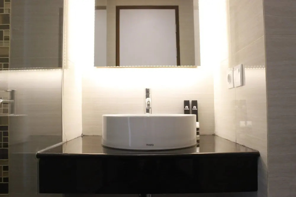 Modern Stylish Studio Plus at Greko Apartment Bandung
