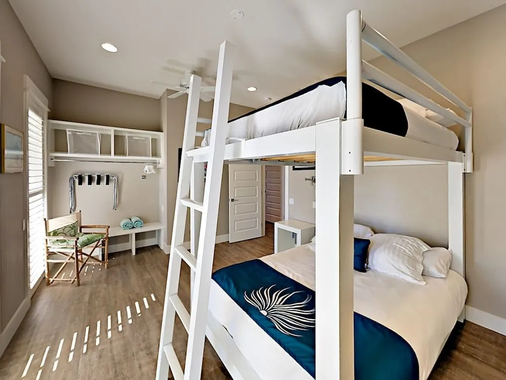 Breezy Villa on Port Aransas Coast by RedAwning