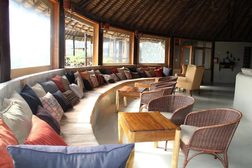 Pelican Lodge