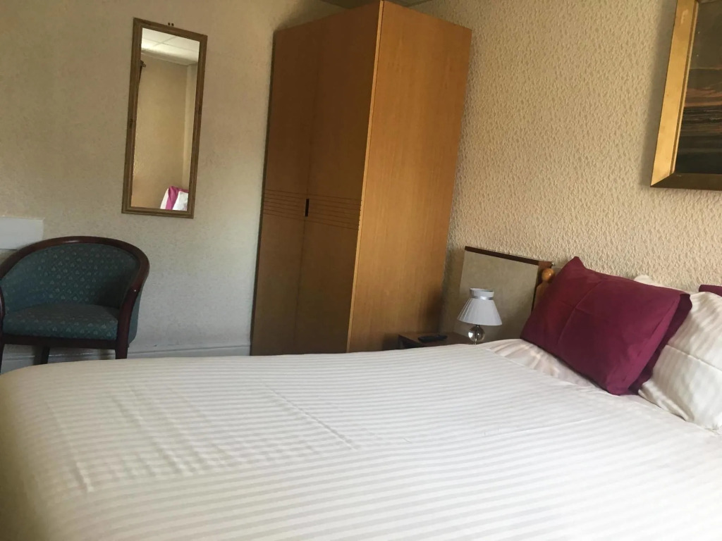 The Hopton Hotel