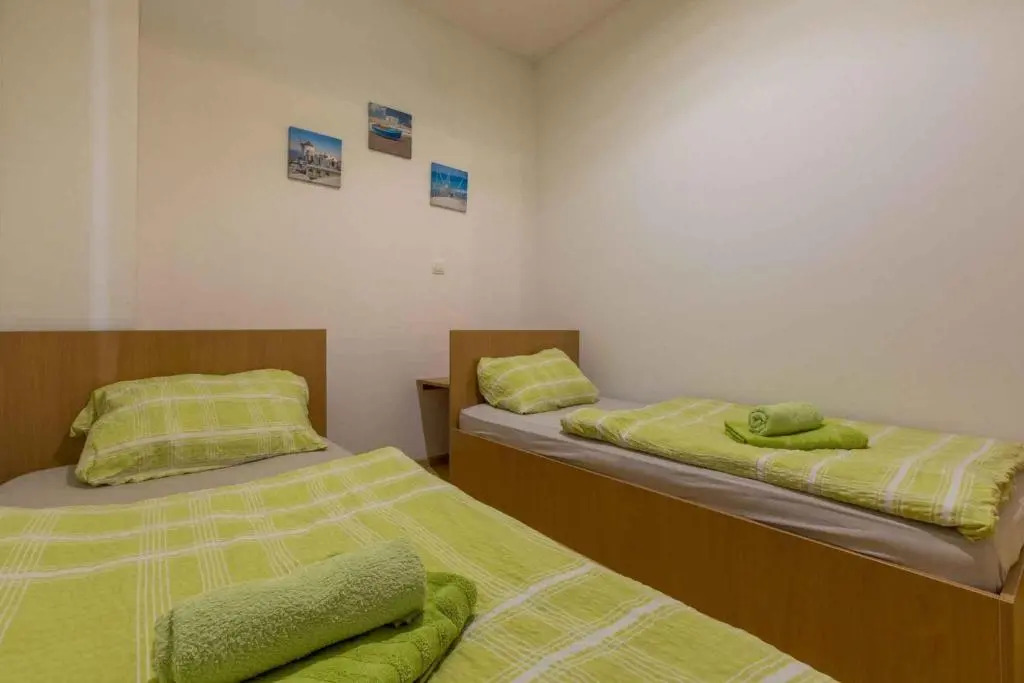 Apartment in Novi Vinodolski 39444