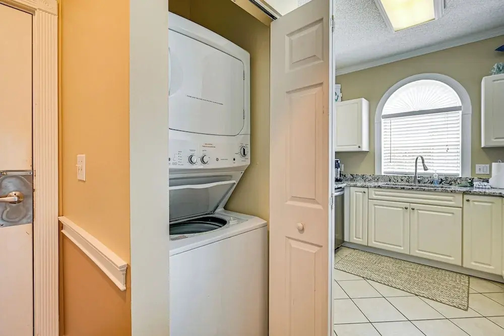 2 Mi to Beach: Pool-view Myrtle Beach Escape!