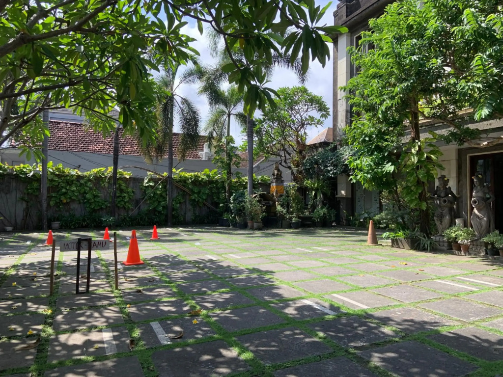 Nirwana Suites