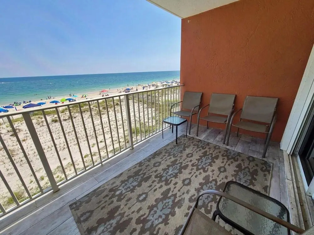 Westwind 301 by Youngs Suncoast
