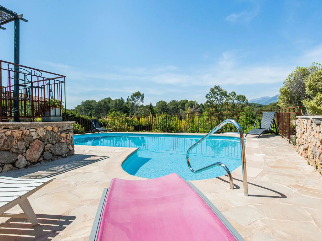 Modern Villa in Mougins With Private Pool