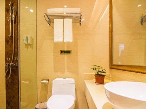 Vienna Hotel Yueyang Huarong Avenue