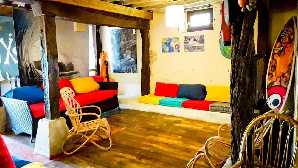 SURFtoLIVE House