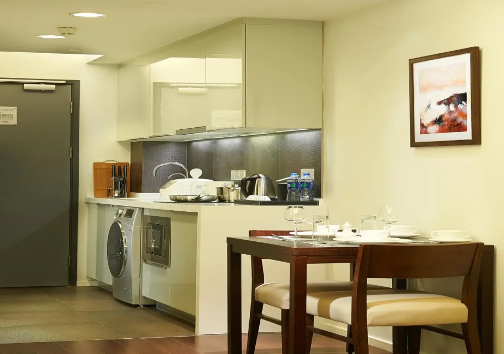 Starr Hotel and Serviced Apartment -Shanghai Jingan Railway Station