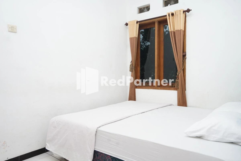 Villa Handayani Songgoriti RedPartner