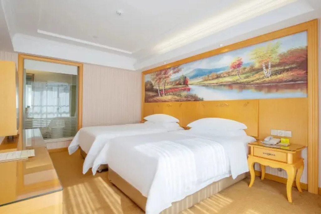Vienna Hotel Guangdong Zhongshan Caihong Avenue