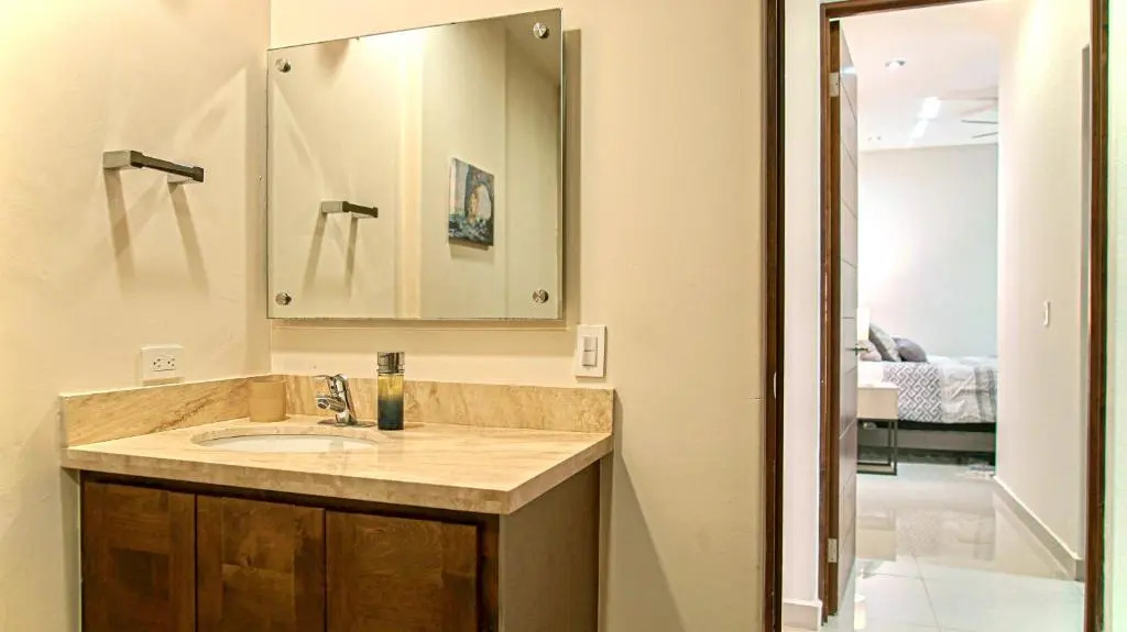 Gorgeous 2 bedroom 2 bath 2 pools Short walk to the beach Camino Viejo 204