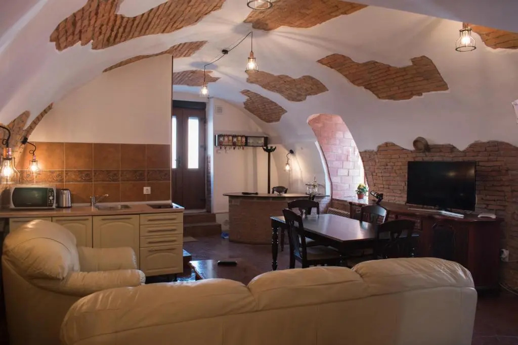 Wine Studio Central Residence