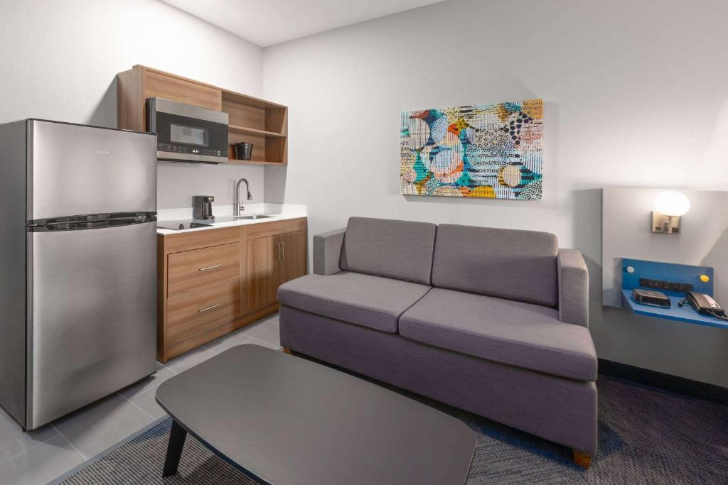 Microtel Inn & Suites by Wyndham Olive Branch