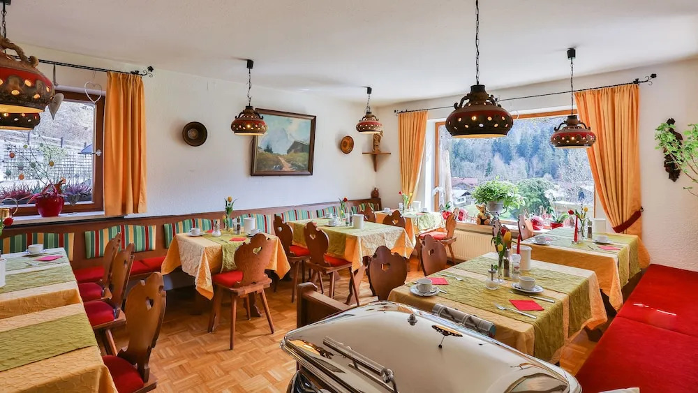Tourist Hotel Boehm