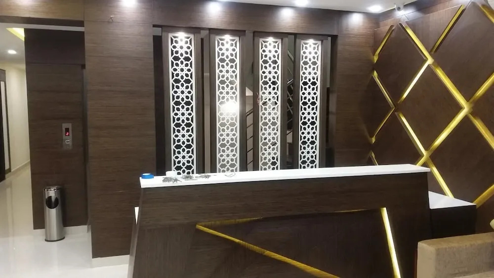 Sand Silver Business Hotel