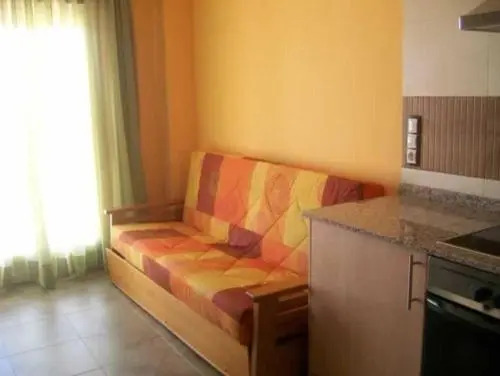 Apartamentos Albamar II