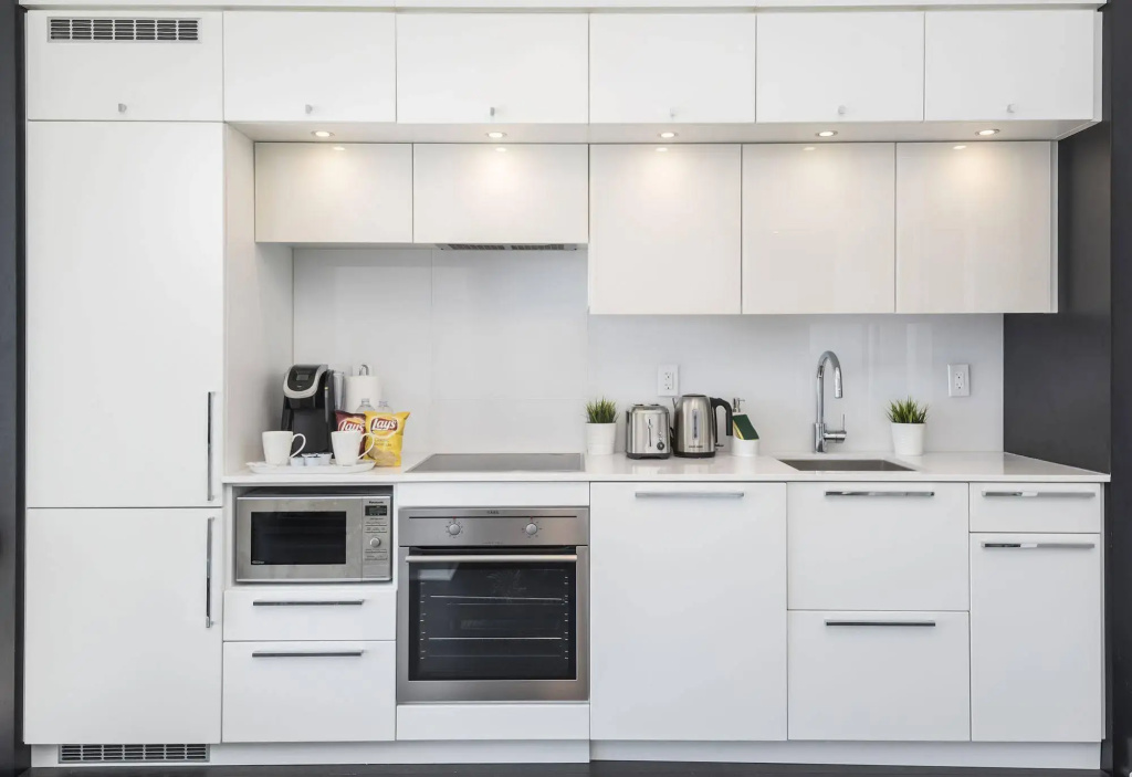 Diamond Vacation Homes - Eaton Centre