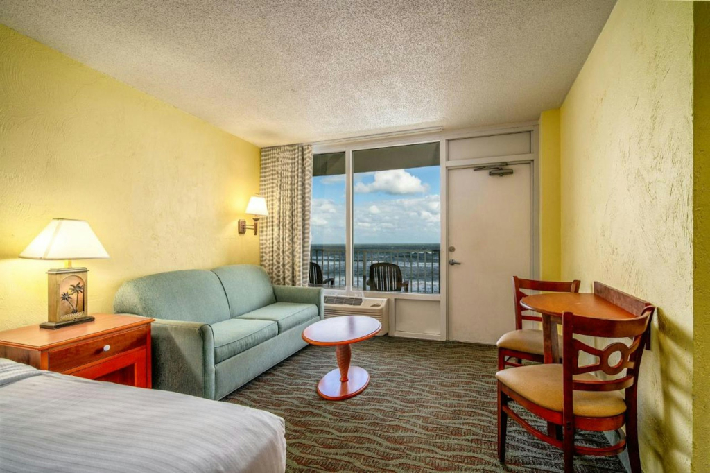 Perrys Ocean-Edge Resort
