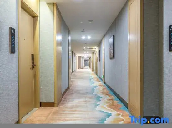 Hengrui Hotel (Yan'an Railway Station Nanniwan Airport)