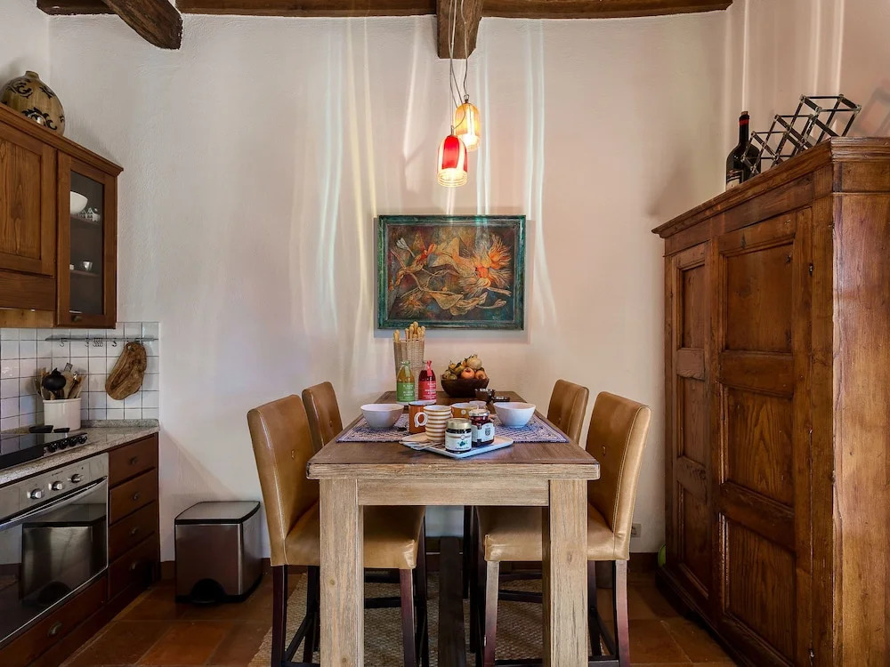 Charming Apartment With Swimming Pool Spacious Terrace And Private Garden