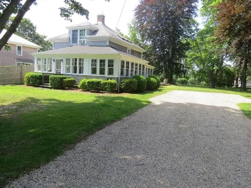 80 Highland Avenue - Three Bedroom House