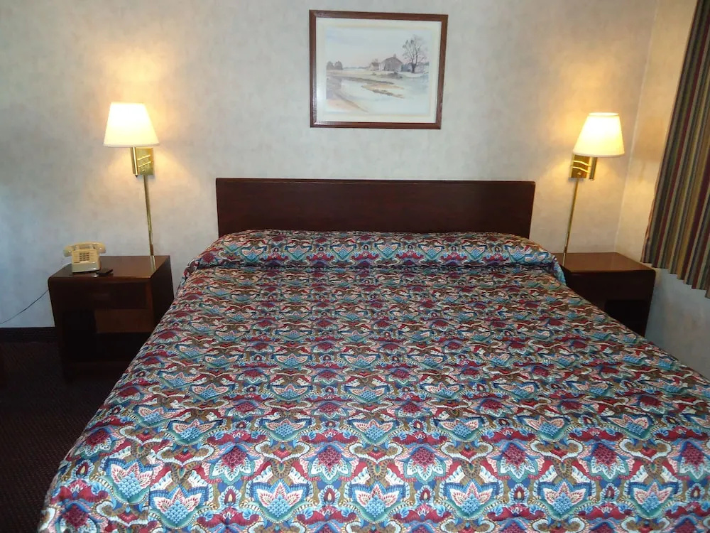Budget Host Inn Somerset